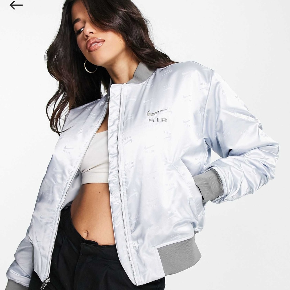 Nike Silver Bomber Jacket Quilted Design